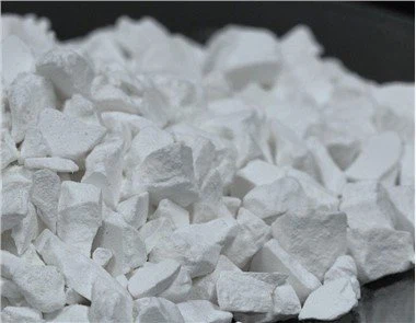 Шматочки оксиду скандію